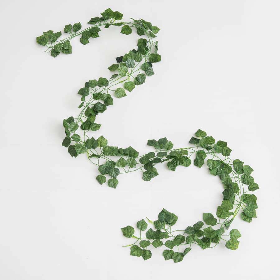 3 plantes artificielles en guirlande